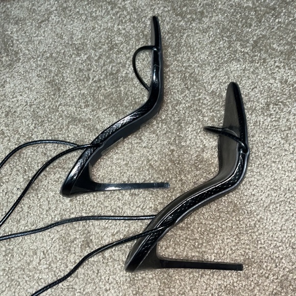 EMILY MILLER TEMPTED BLACK FAUX SNAKE PRINT LACE UP HEELS - Picture 5 of 7